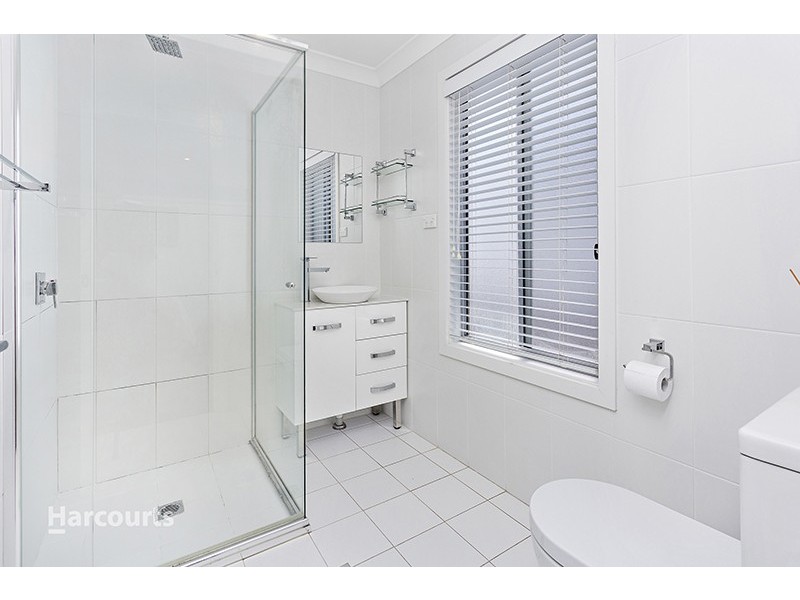 17A Chaplin Place, Albion Park NSW 2527