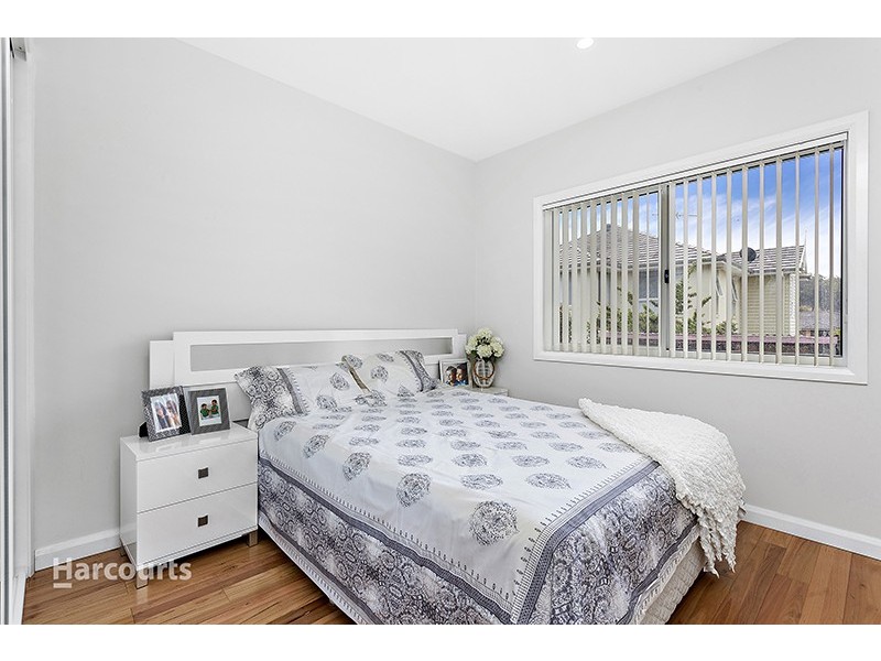 26 Holroyd Street, Albion Park NSW 2527