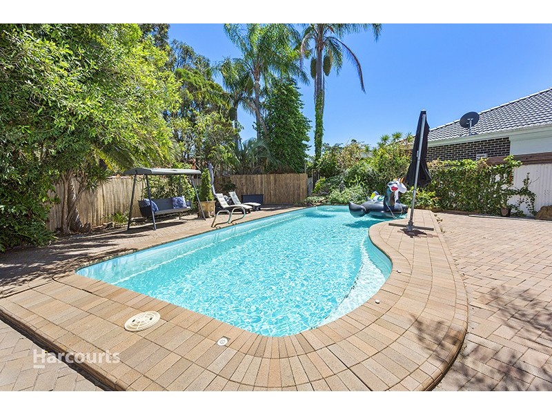 52 Station Road, Albion Park Rail NSW 2527