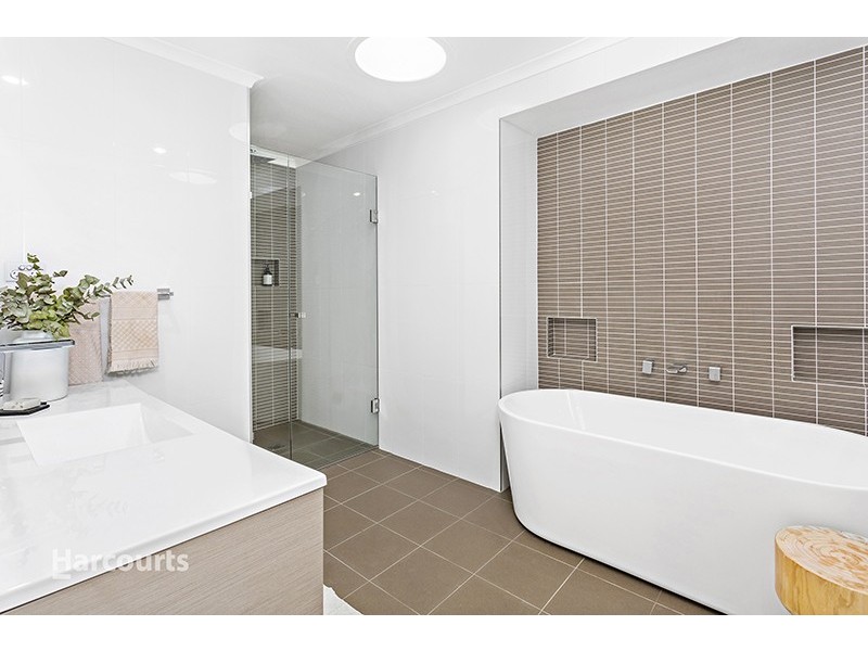 79 Cawdell Drive, Albion Park NSW 2527