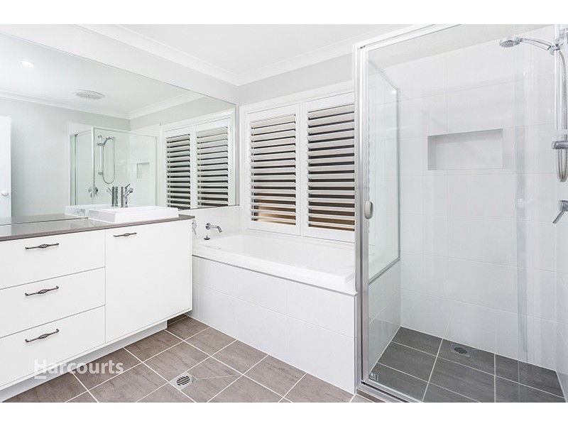 44 Gugara Street, Calderwood NSW 2527