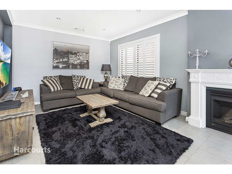 13 Grey Street, Albion Park NSW 2527