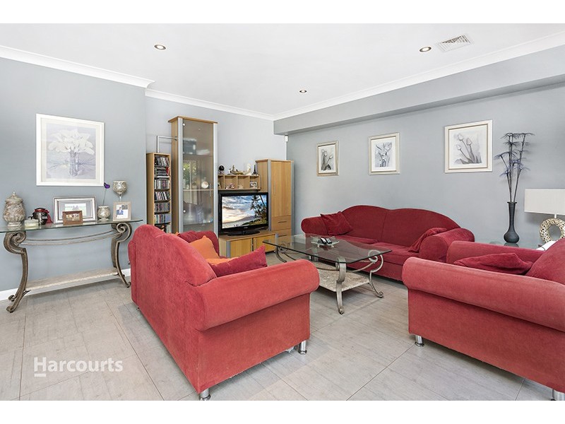 13 Grey Street, Albion Park NSW 2527