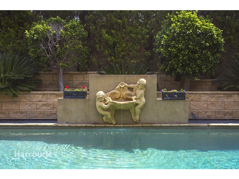 13 Grey Street, Albion Park NSW 2527