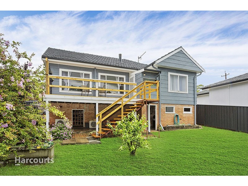 60 Waples Road, Unanderra NSW 2526