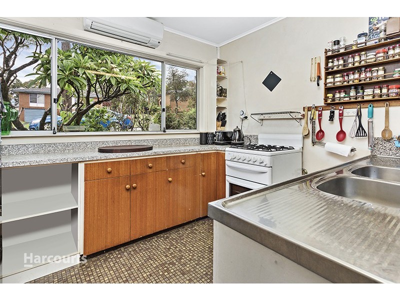 60 Waples Road, Unanderra NSW 2526