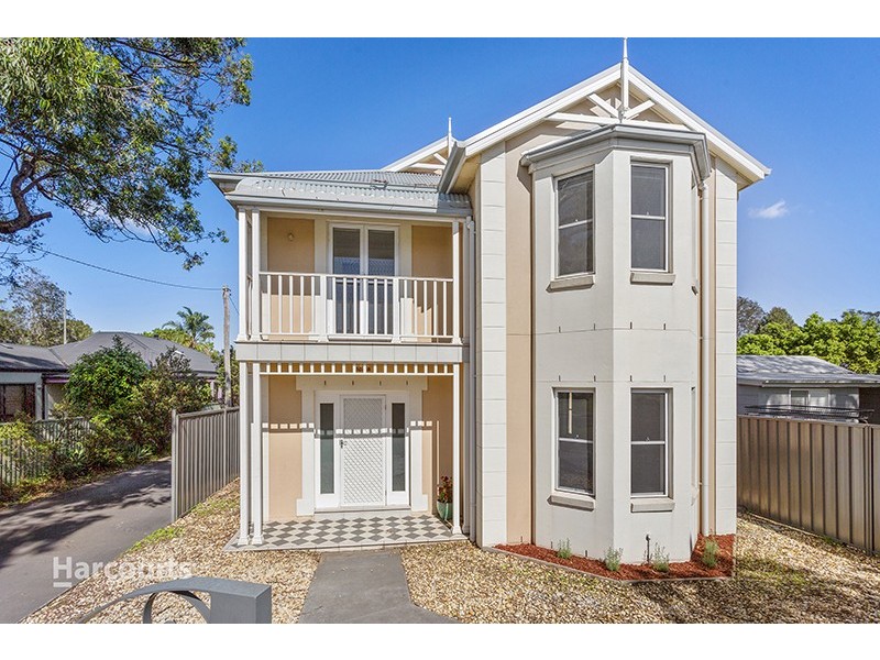 2/9 The Boulevarde, Oak Flats NSW 2529