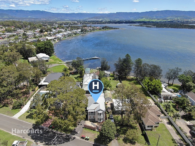 2/9 The Boulevarde, Oak Flats NSW 2529