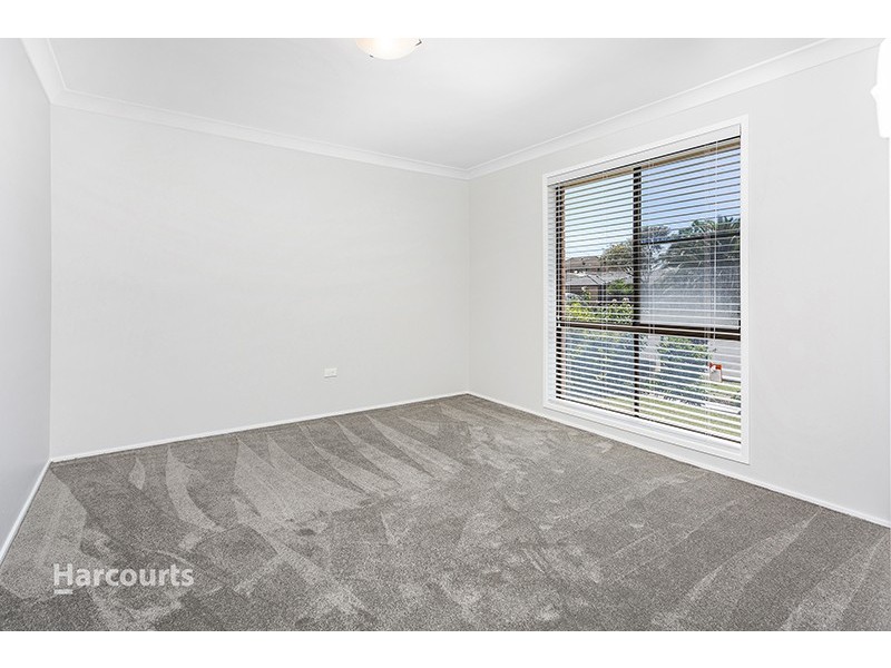 8 Hughes Drive, Albion Park NSW 2527