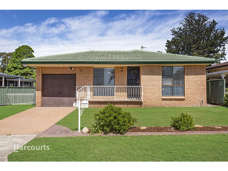8 Hughes Drive, Albion Park NSW 2527