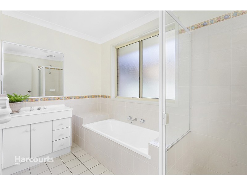 141 Ashburton Drive, Albion Park NSW 2527