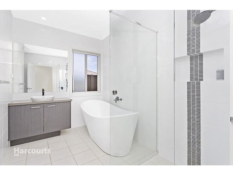 45 Flannery Drive, Calderwood NSW 2527