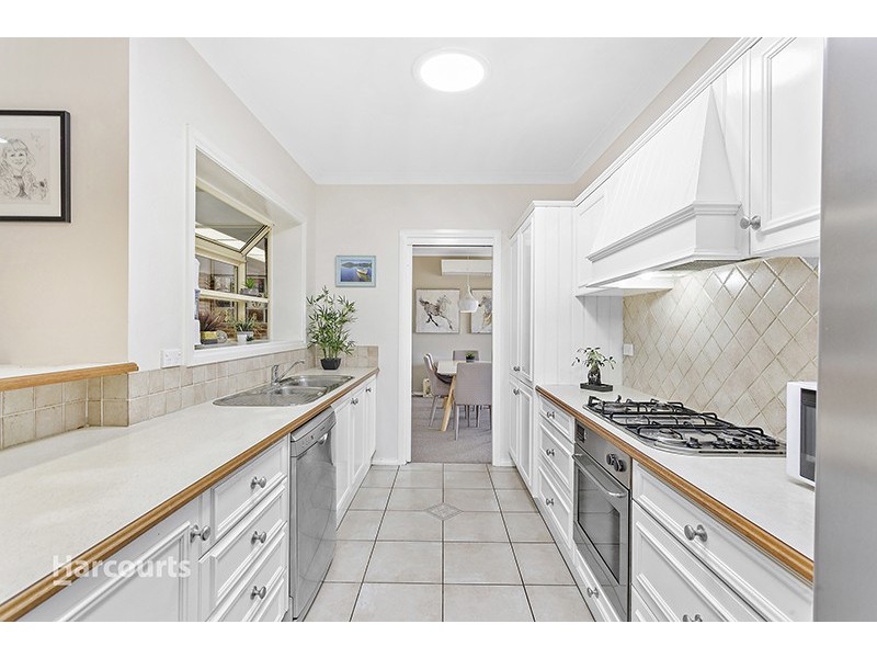 26 Hillside Drive, Albion Park NSW 2527