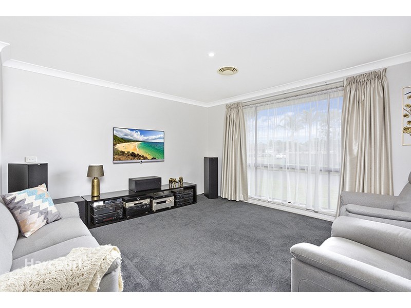 2 Coolibah Avenue, Albion Park Rail NSW 2527