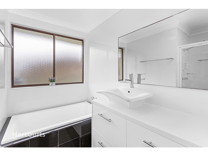 2 Coolibah Avenue, Albion Park Rail NSW 2527