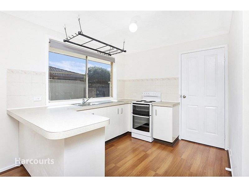 24 Mayfield Circuit, Albion Park NSW 2527