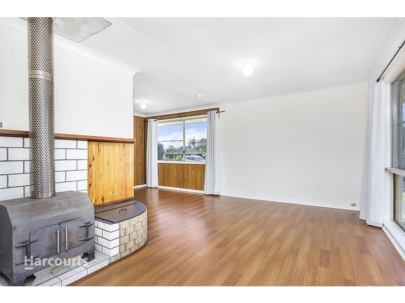 24 Mayfield Circuit, Albion Park NSW 2527