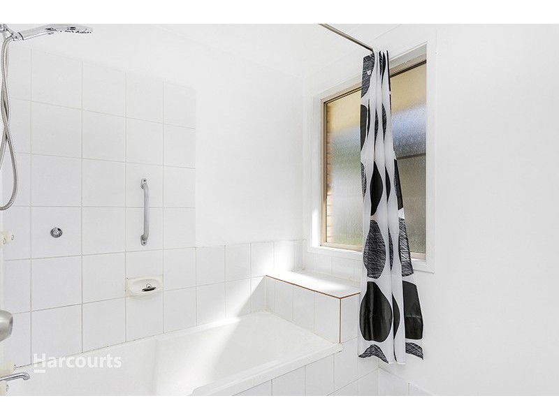 24 Mayfield Circuit, Albion Park NSW 2527