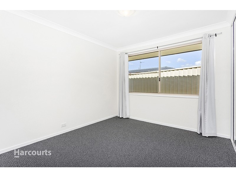 24 Mayfield Circuit, Albion Park NSW 2527