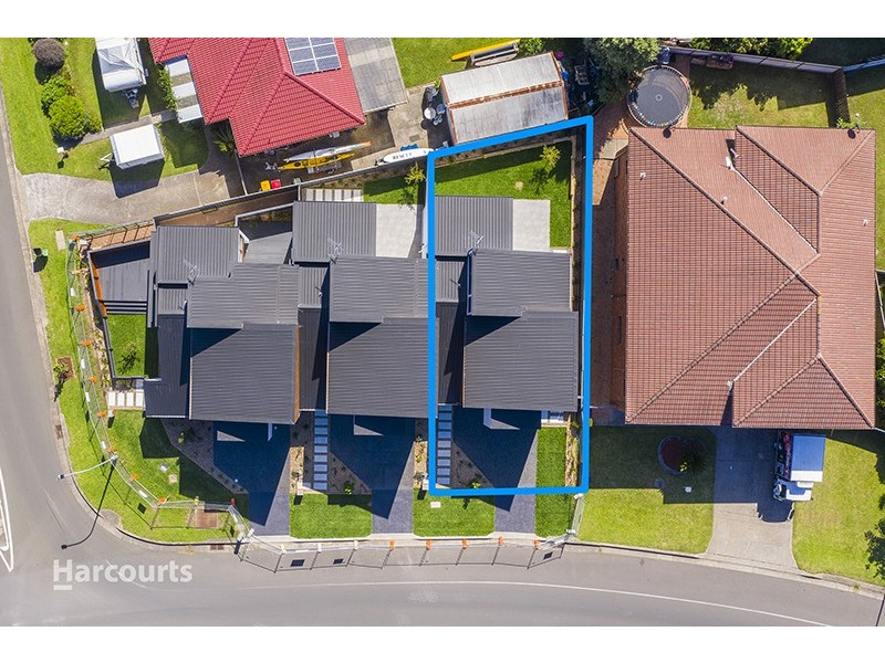 1/8 Ocean Beach Drive, Shellharbour NSW 2529