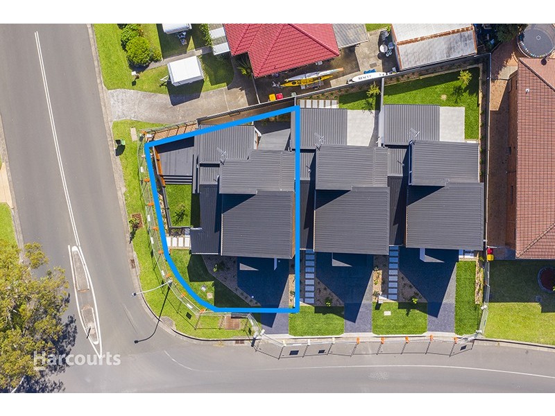 3/8 Ocean Beach Drive, Shellharbour NSW 2529