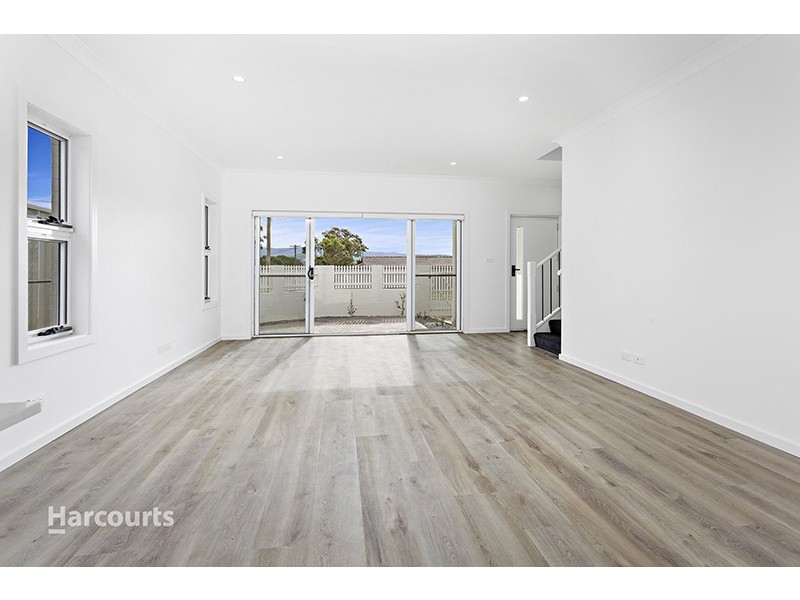 1/14 Jeffcoat Street, Albion Park NSW 2527