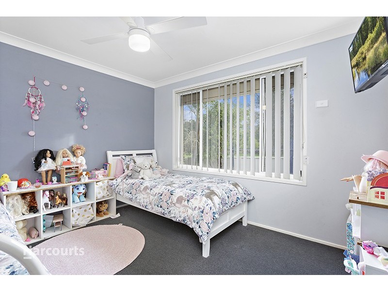 2/9 Burdekin Drive, Albion Park NSW 2527