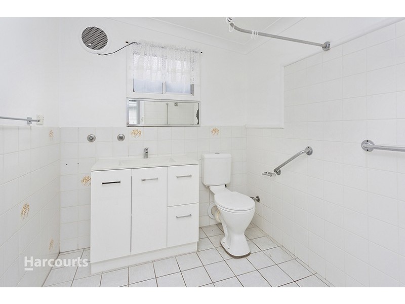 9 Shellharbour Road, Lake Illawarra NSW 2528