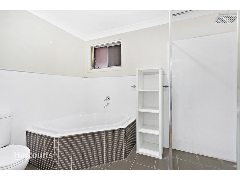 11 Brewster Way, Flinders NSW 2529
