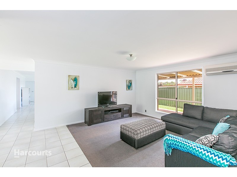 18 Wolfgang Road, Albion Park NSW 2527