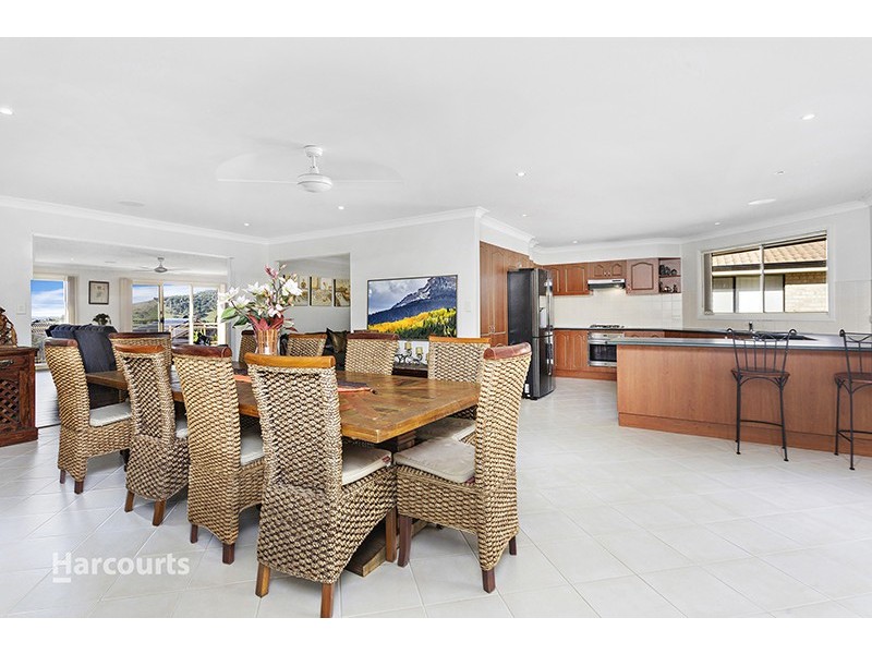 8 Darling Drive, Albion Park NSW 2527