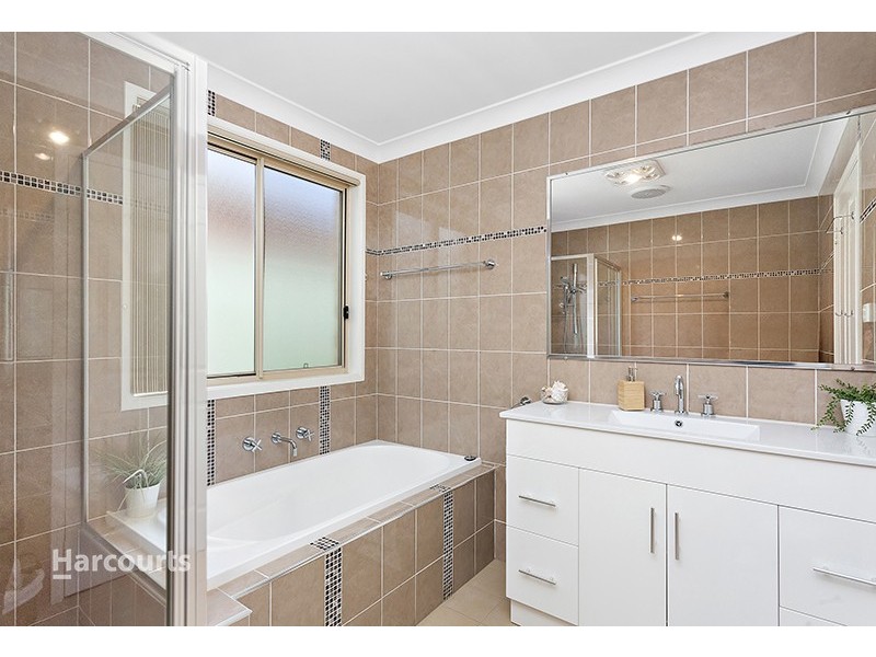 10 Canning Place, Albion Park NSW 2527