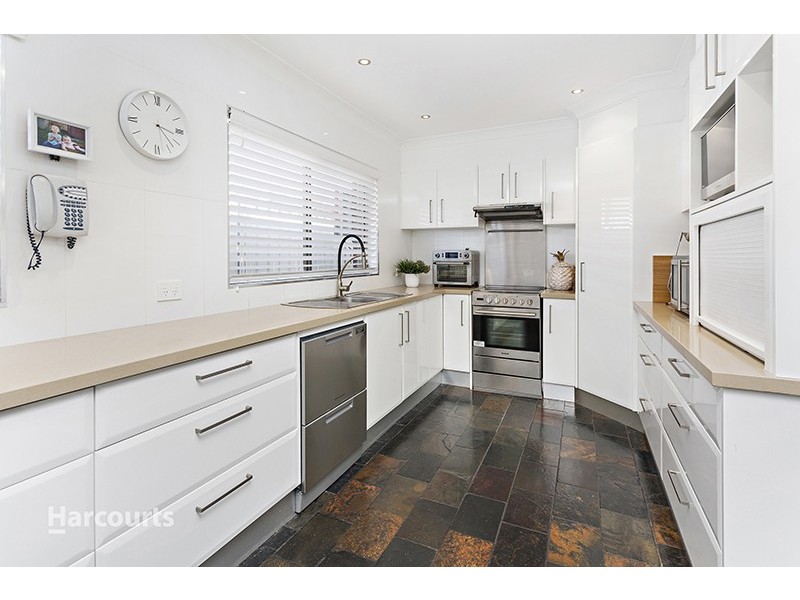 7 Church Street, Albion Park NSW 2527