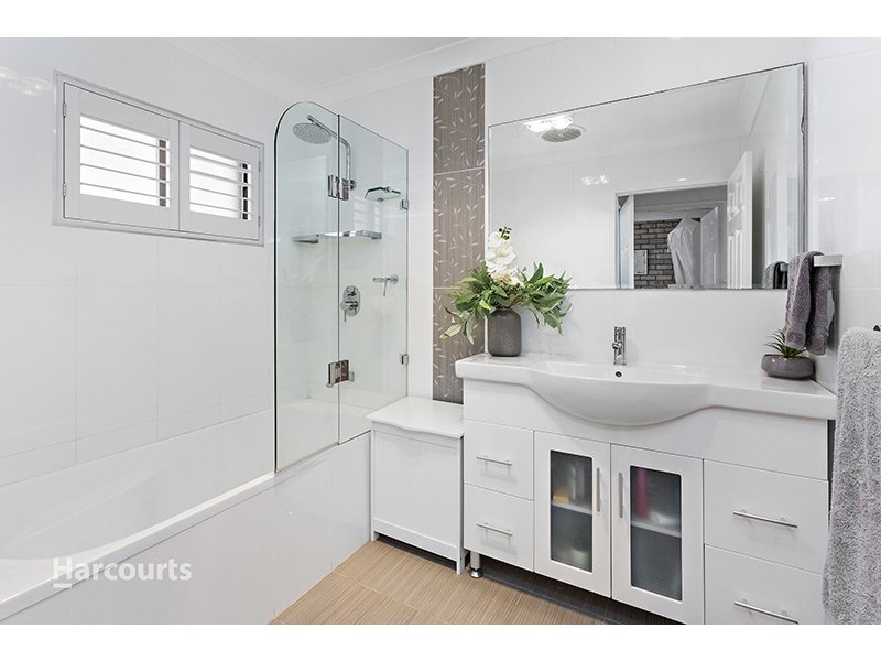 7 Church Street, Albion Park NSW 2527