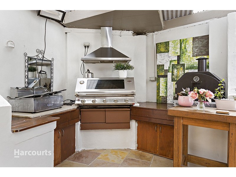 7 Church Street, Albion Park NSW 2527