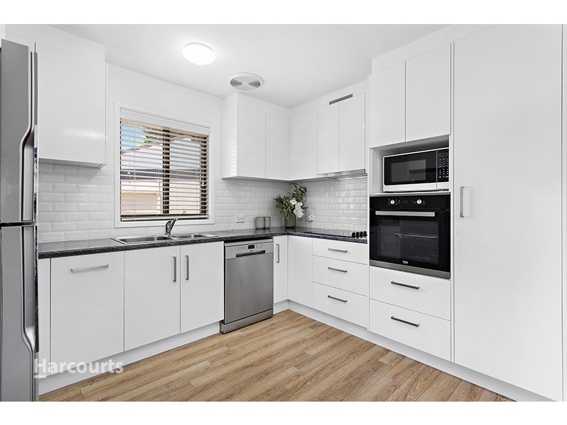 4 O’Keefe Crescent, Albion Park NSW 2527