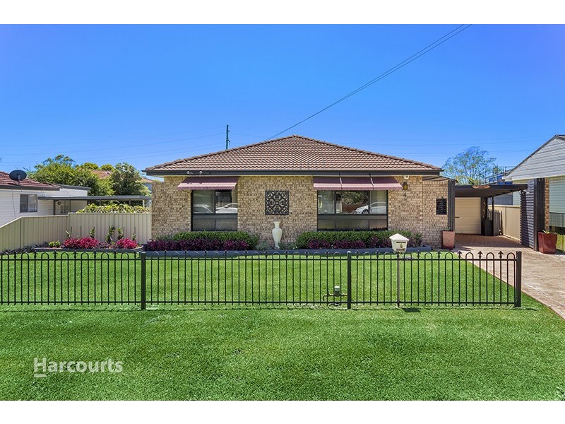 4 O’Keefe Crescent, Albion Park NSW 2527