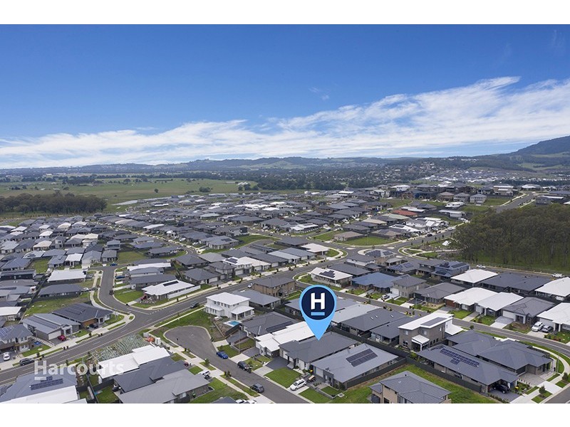 6 Dairyman Place, Calderwood NSW 2527