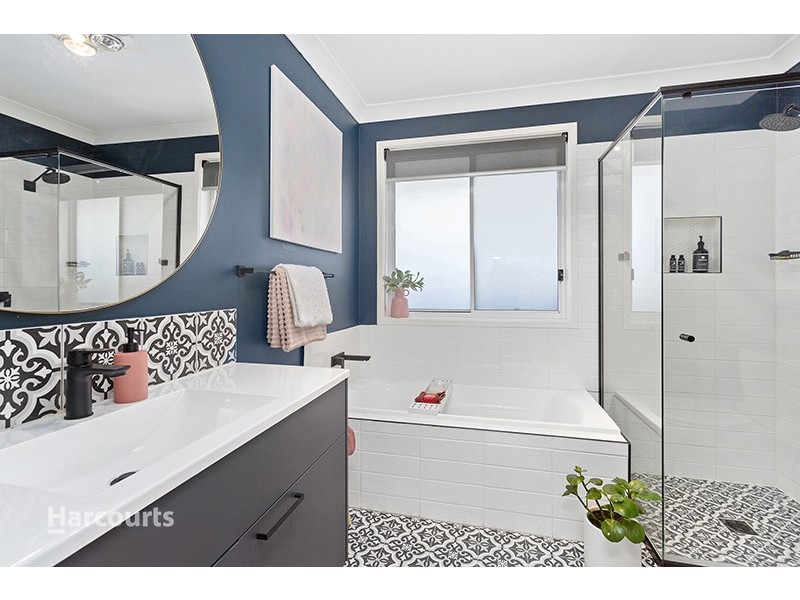 64 Yellow Rock Road, Tullimbar NSW 2527