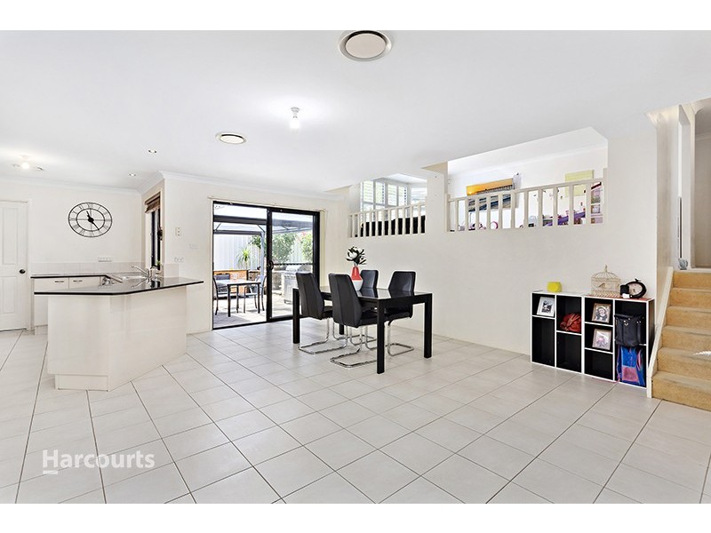 30 Esperance Drive, Albion Park NSW 2527