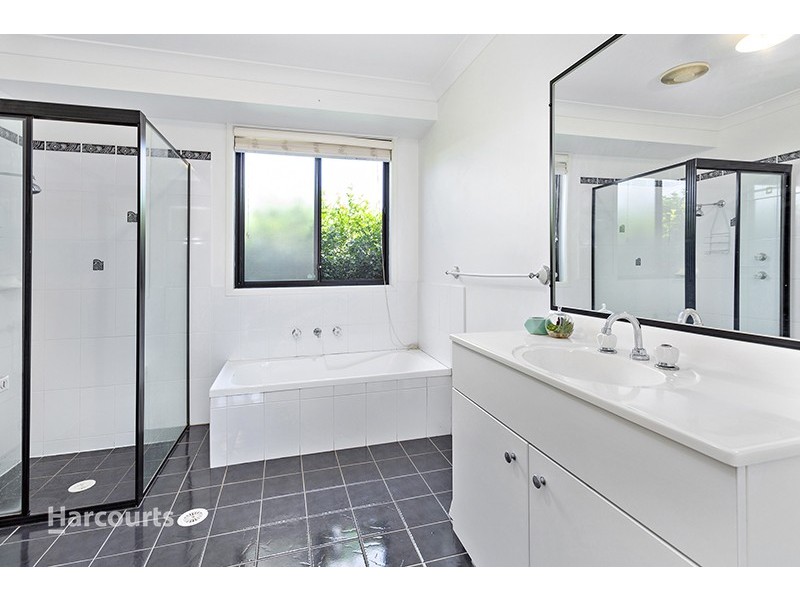 30 Esperance Drive, Albion Park NSW 2527