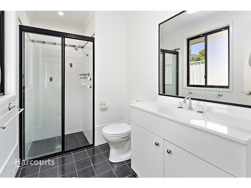 30 Esperance Drive, Albion Park NSW 2527