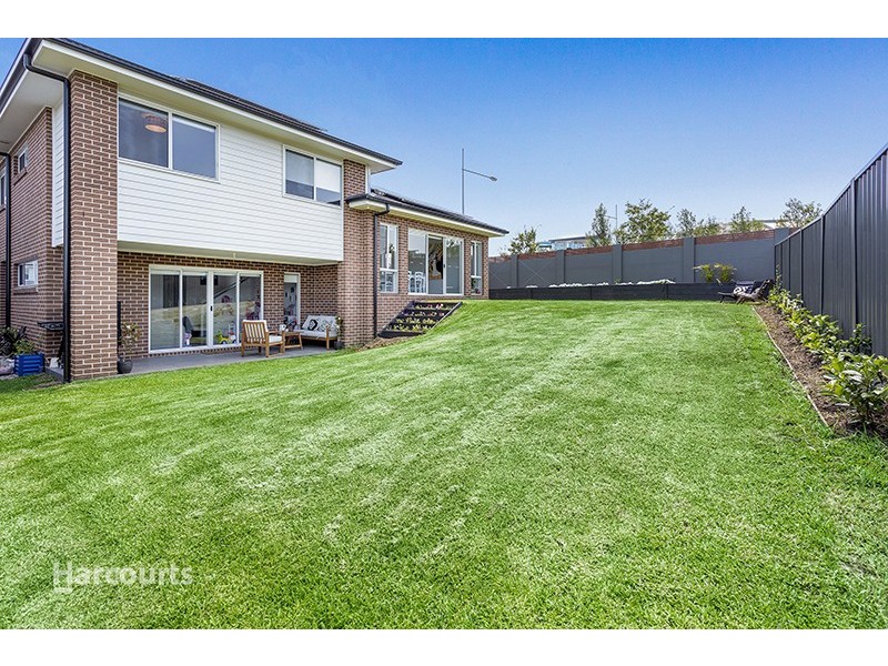 1 Mountain Ash Street, Calderwood NSW 2527