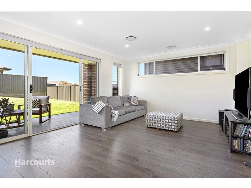 1 Mountain Ash Street, Calderwood NSW 2527