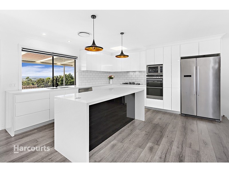 37 Scenic Crescent, Albion Park NSW 2527