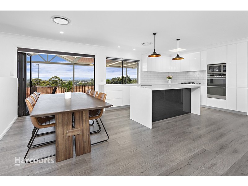 37 Scenic Crescent, Albion Park NSW 2527