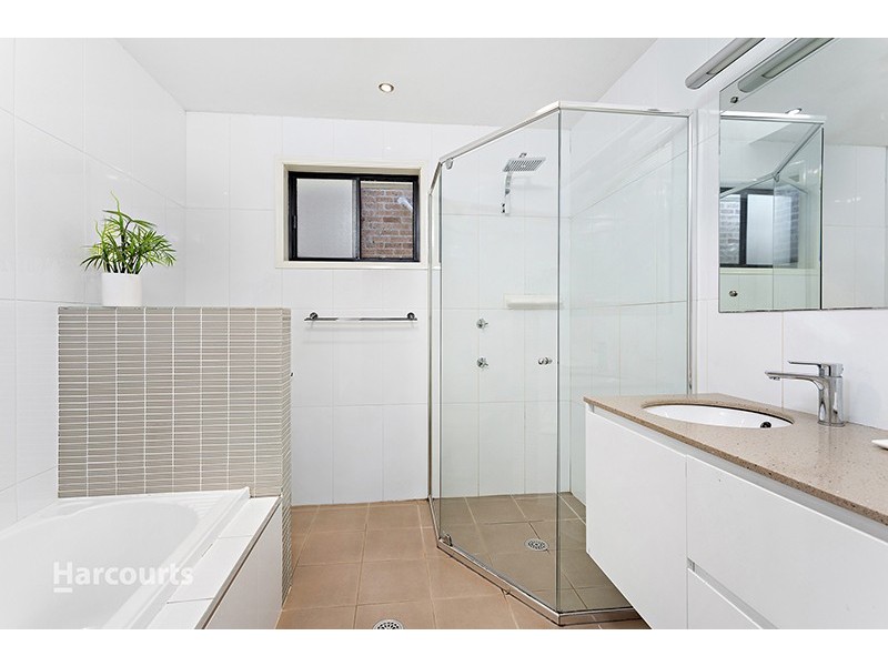 37 Scenic Crescent, Albion Park NSW 2527