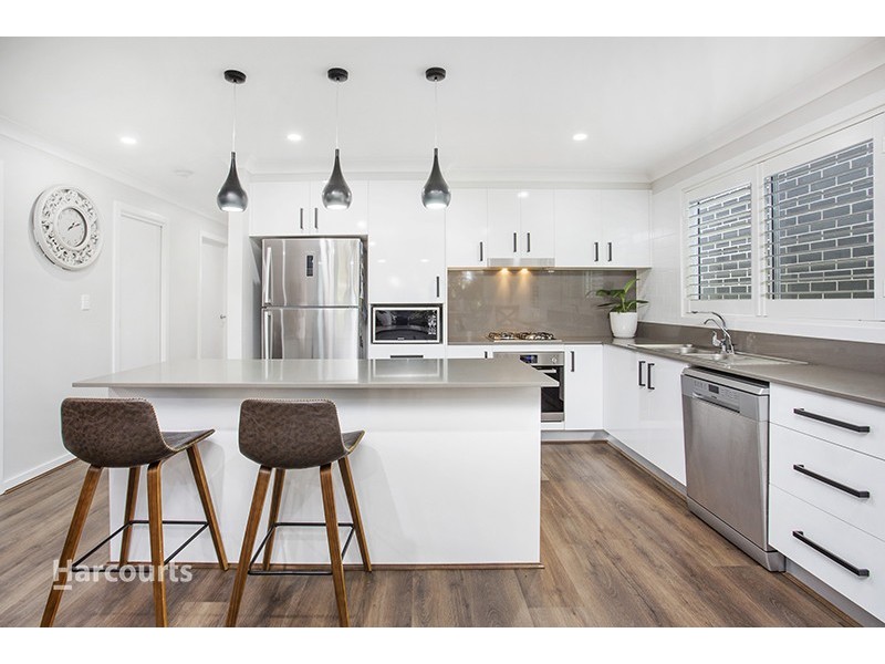 11 Pambula Street, Tullimbar NSW 2527