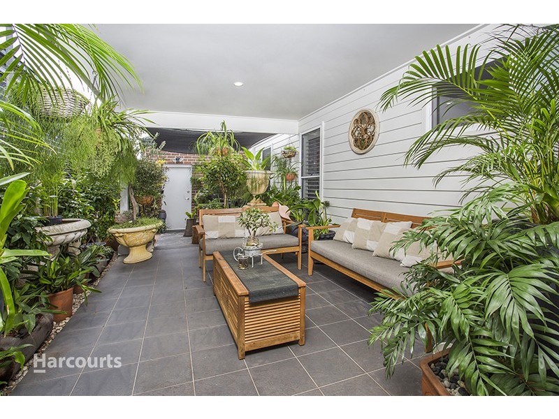 11 Pambula Street, Tullimbar NSW 2527