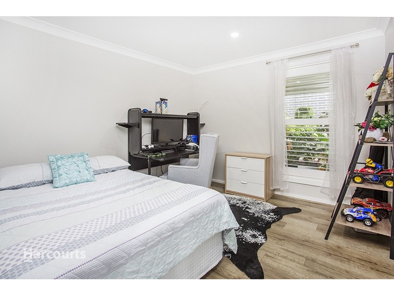 11 Pambula Street, Tullimbar NSW 2527